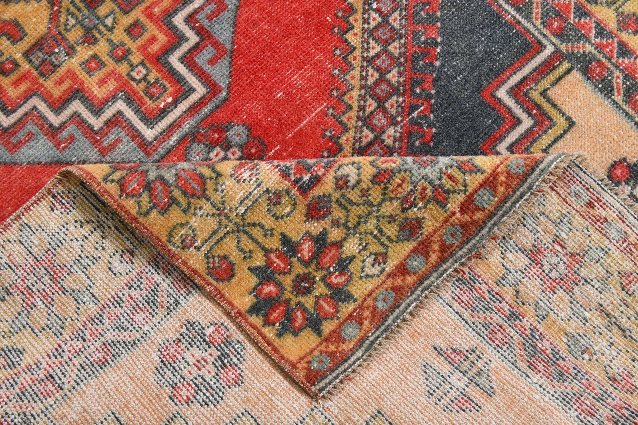 57s Antique Red & Navy Blue Vintage Persian Rug, 106x201Cm