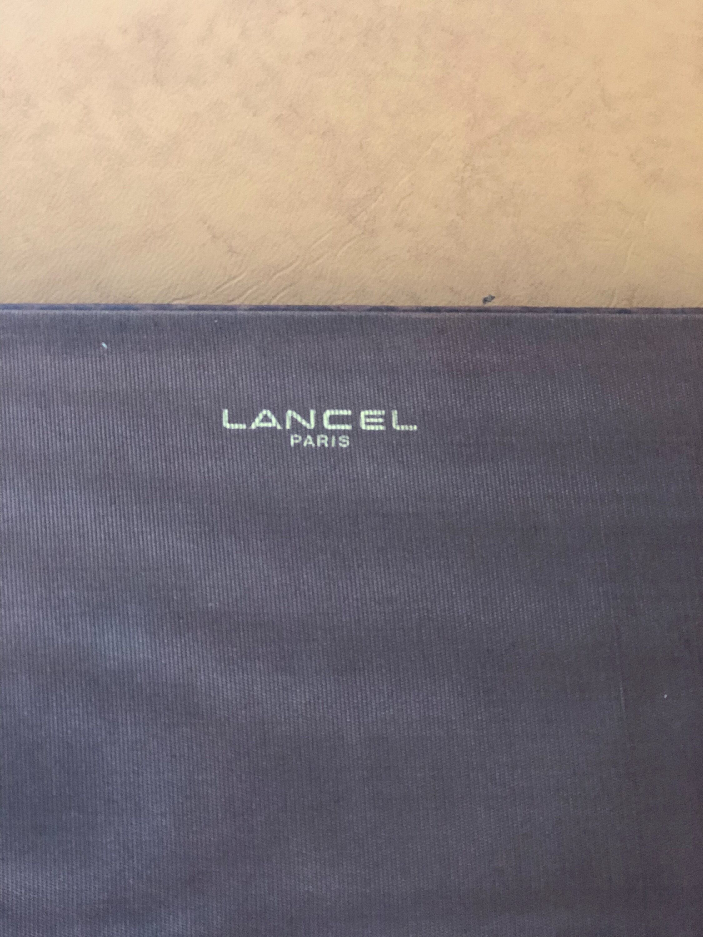 Double brown leather underhand signed Lancel