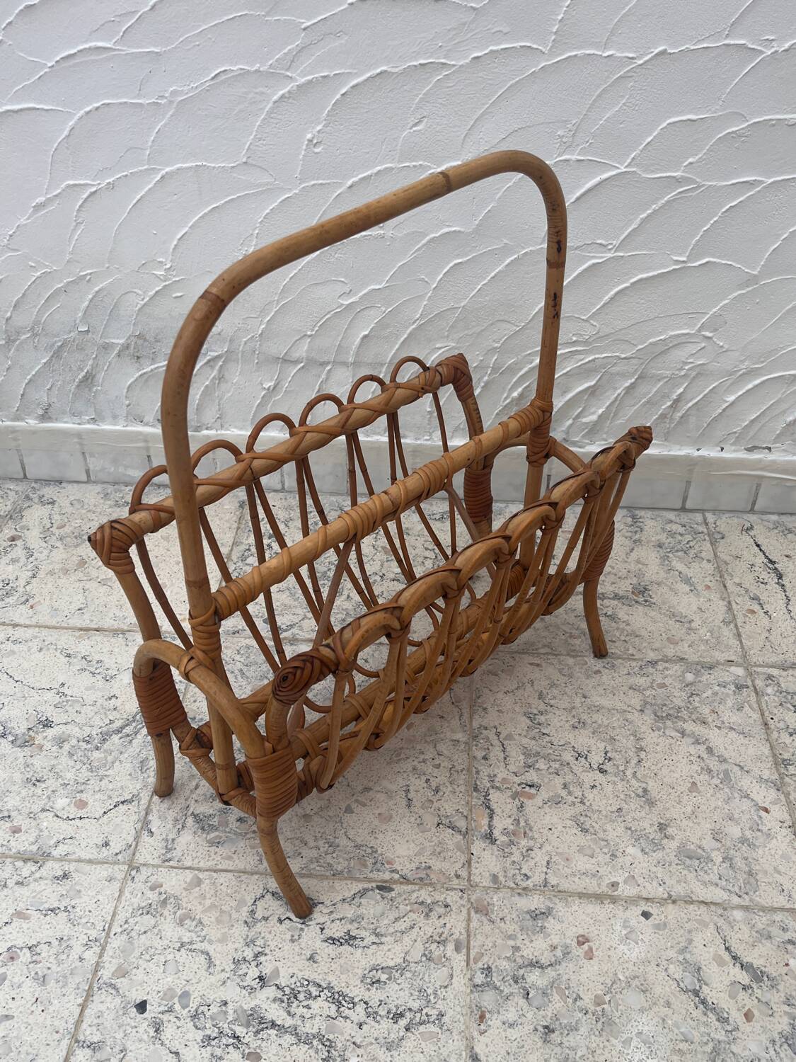 Bamboo magazine rack
