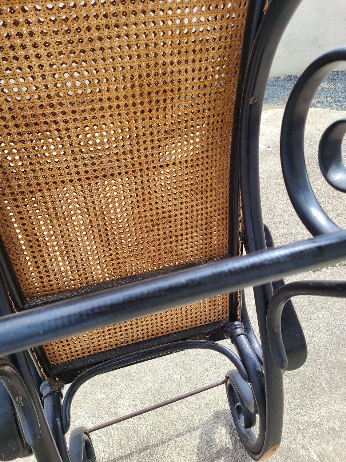 Thonet canngage lounge chair and bent beech wood circa 1900