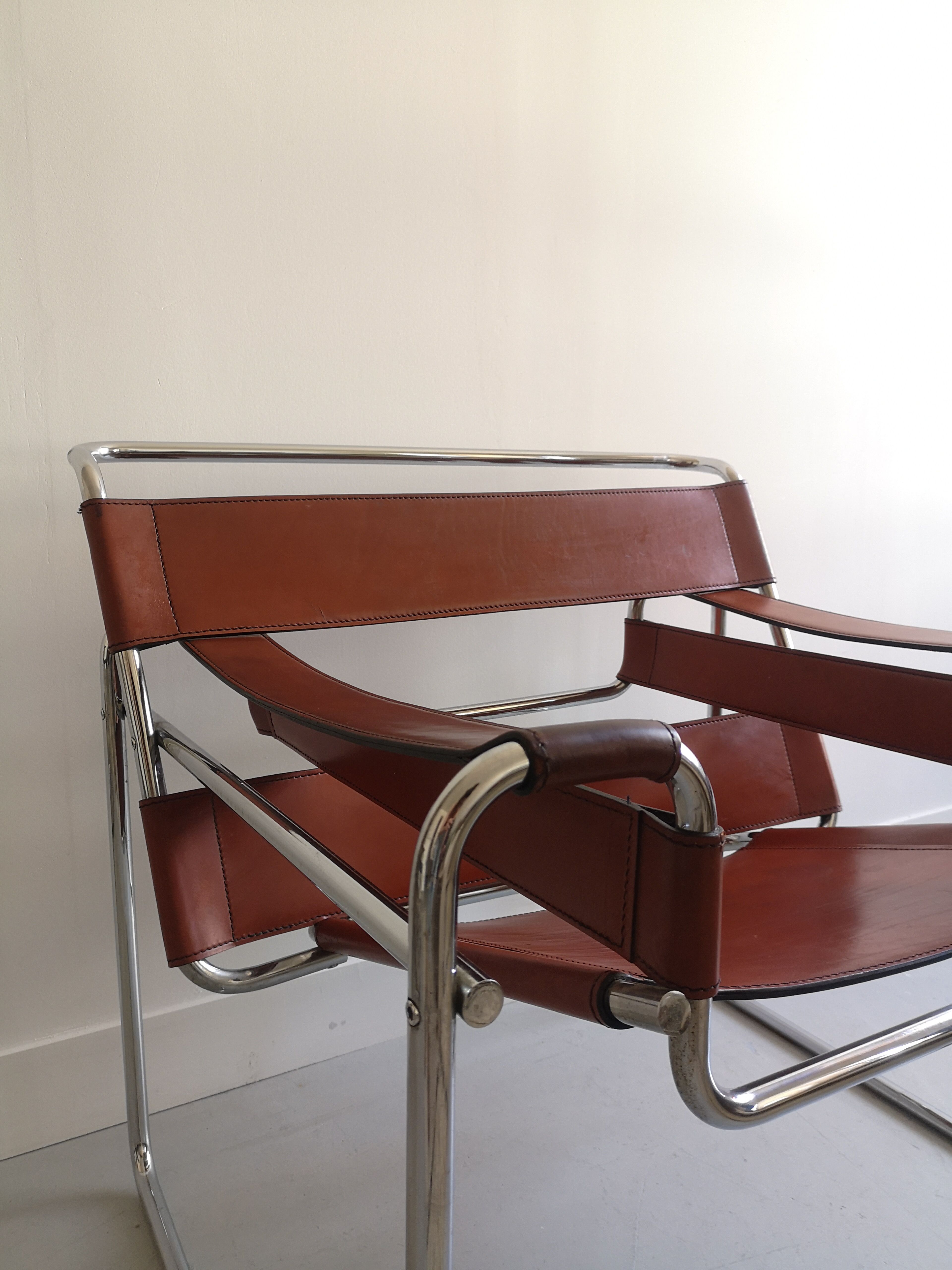 Tawny leather armchair model Wassily B3 by Marcel Breuer