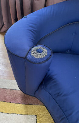 Round canapé, Italian design from the 1950s.