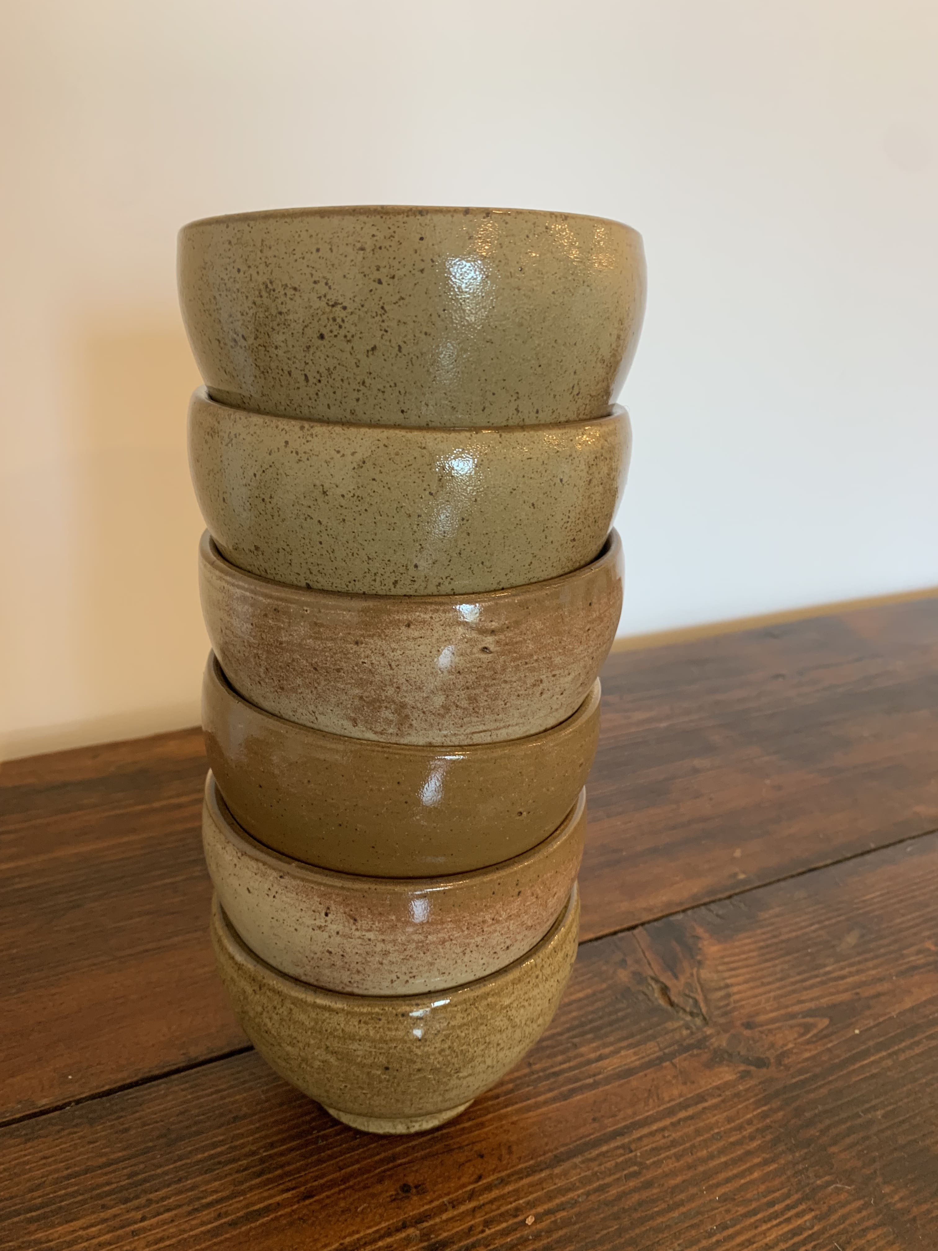 6 stoneware bowls