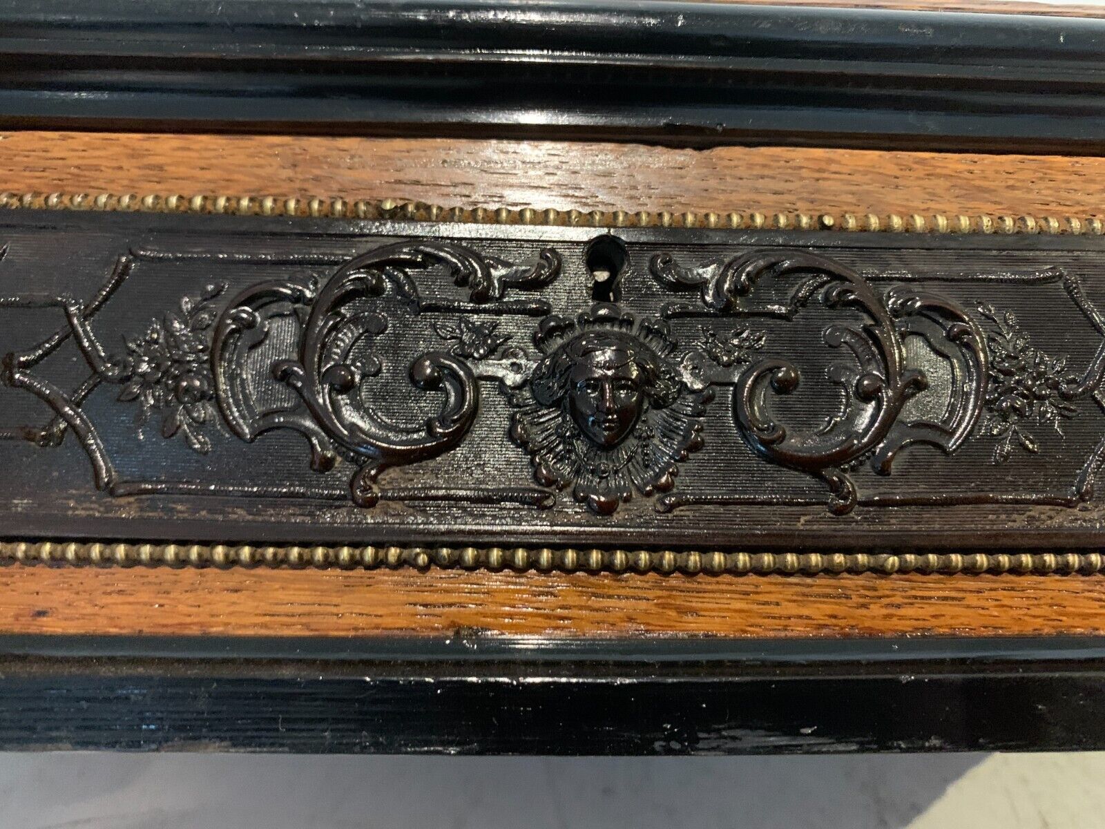 Jewelry Box Napoleon III in black wood carved XIX century