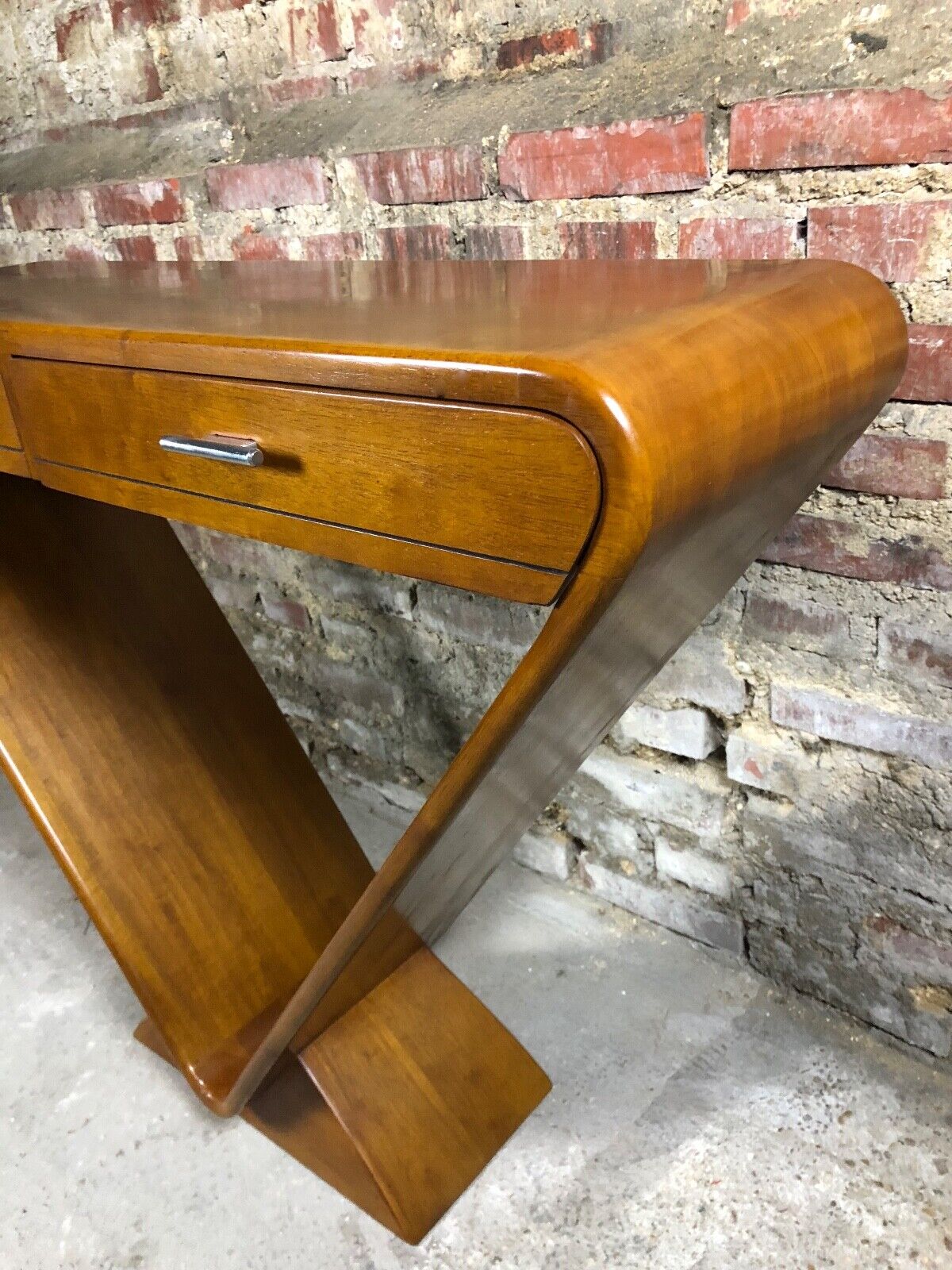 Art deco style console with 2 drawers