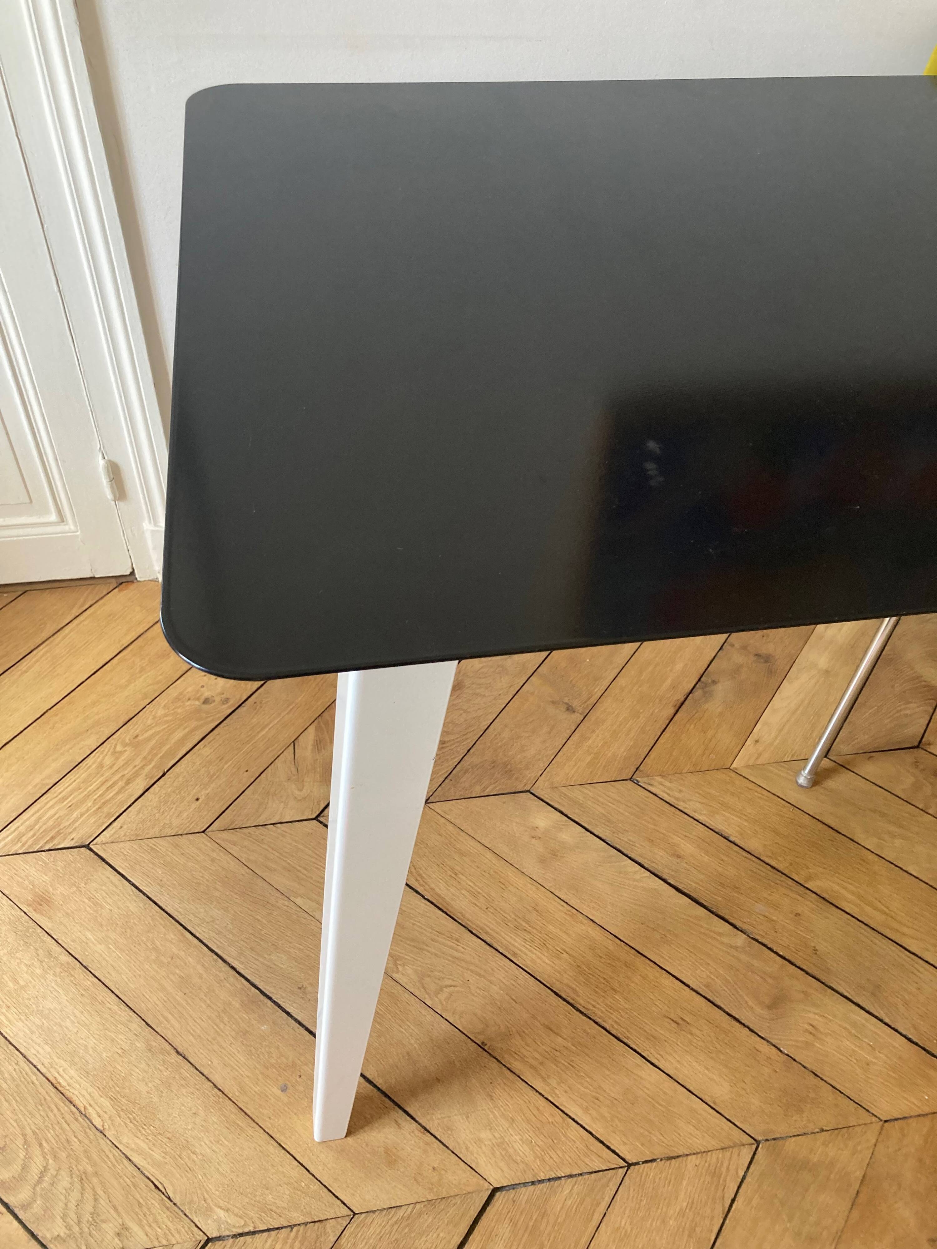 Black and white powder-coated metal dining table - Prouvé style