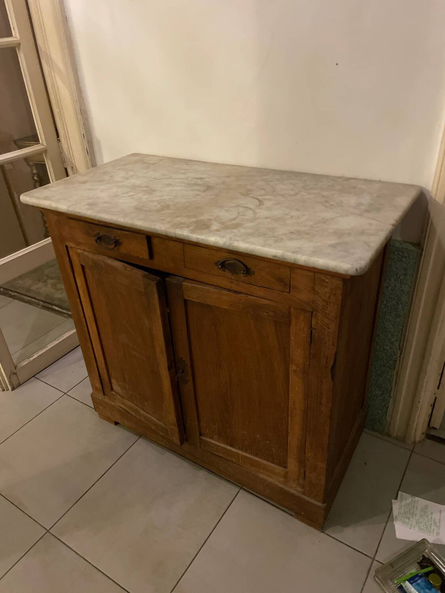 Buffet ancien commode en bois chêne et plateau marbre