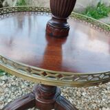 Table de chevet, table d'appoint ancienne style Louis XVI en bois et plateau en marbre