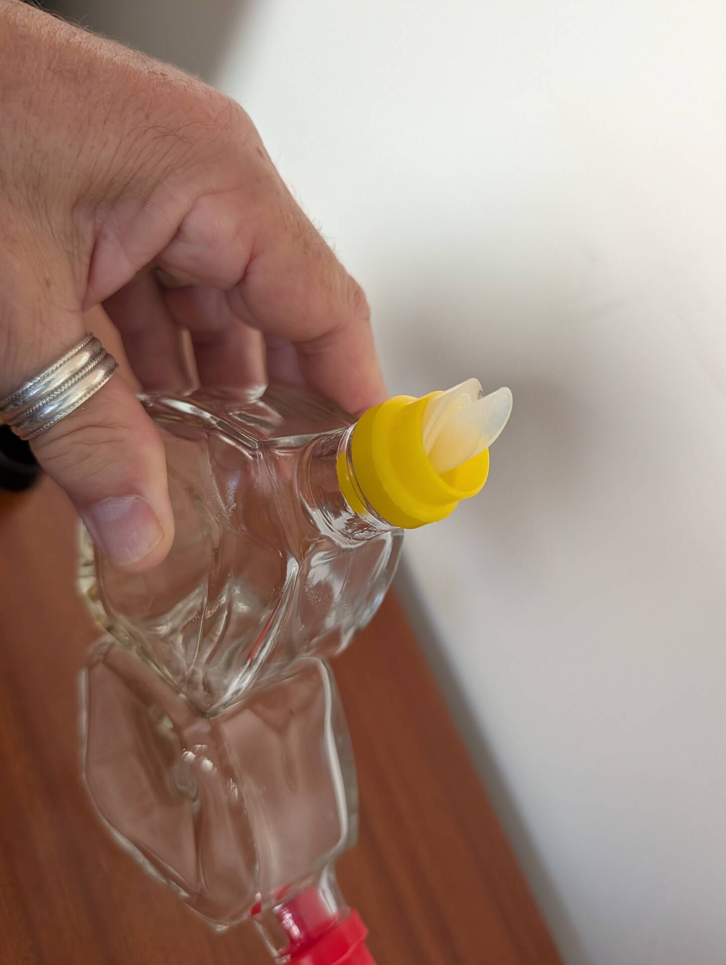 Oil and vinegar dispenser design in moulded glass – 1970s