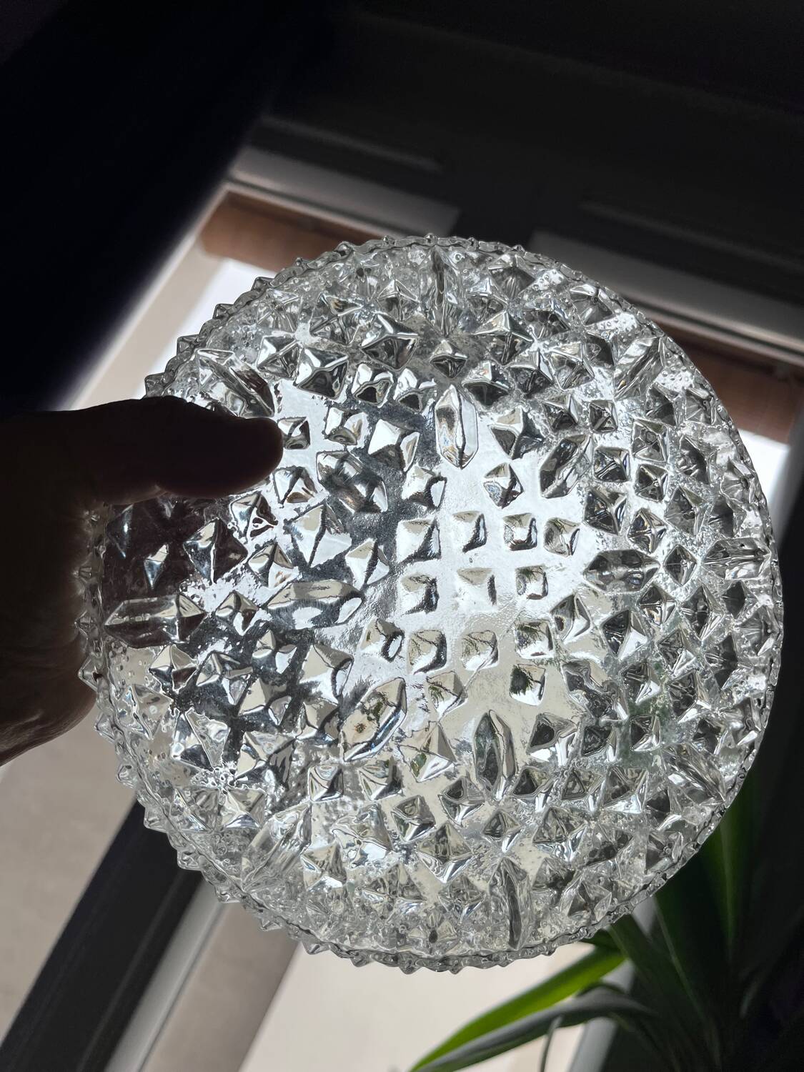 Plafonnier verre moulé vintage