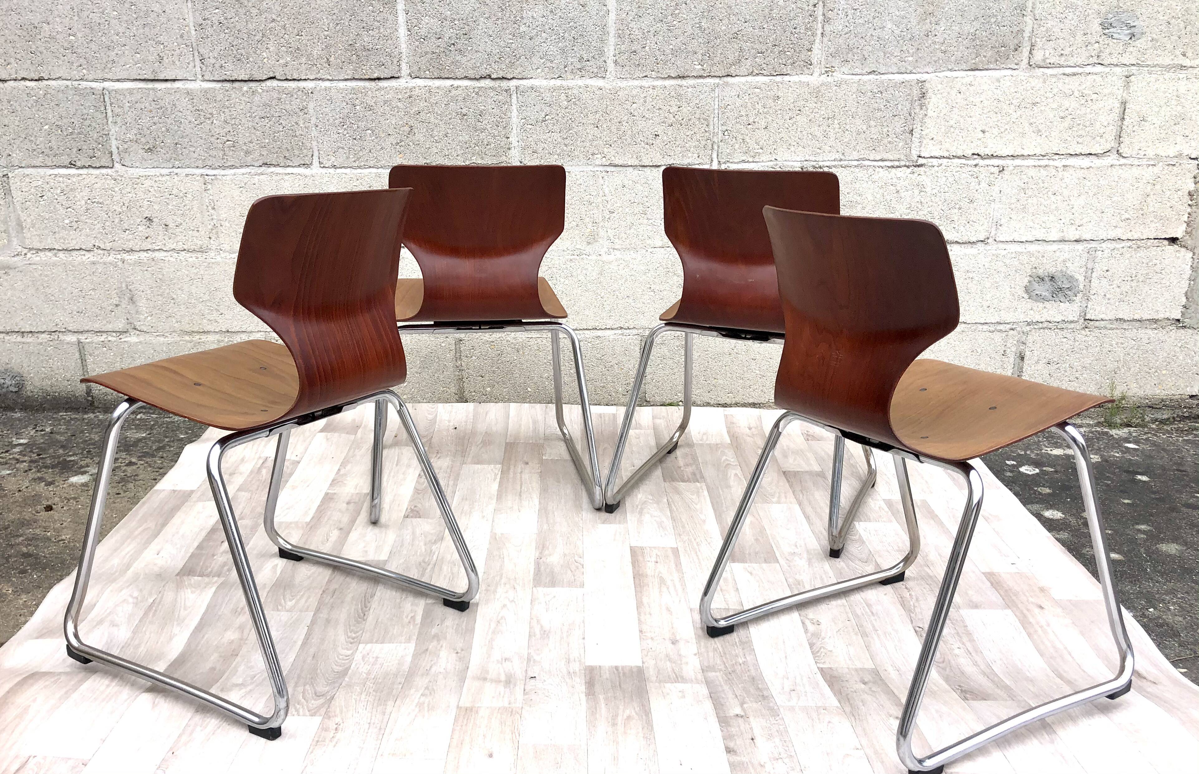 4 vintage Flottoto chairs