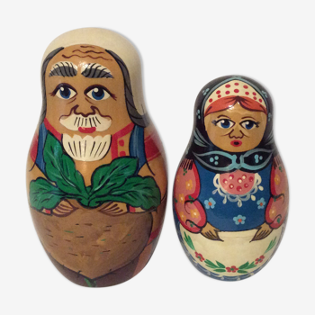 Vintage couple Russian dolls