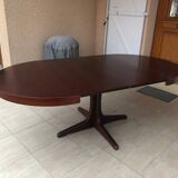 Baumann round table with extensions