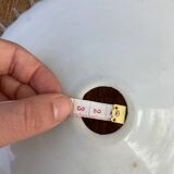 Opaline wafer with wavy edge
