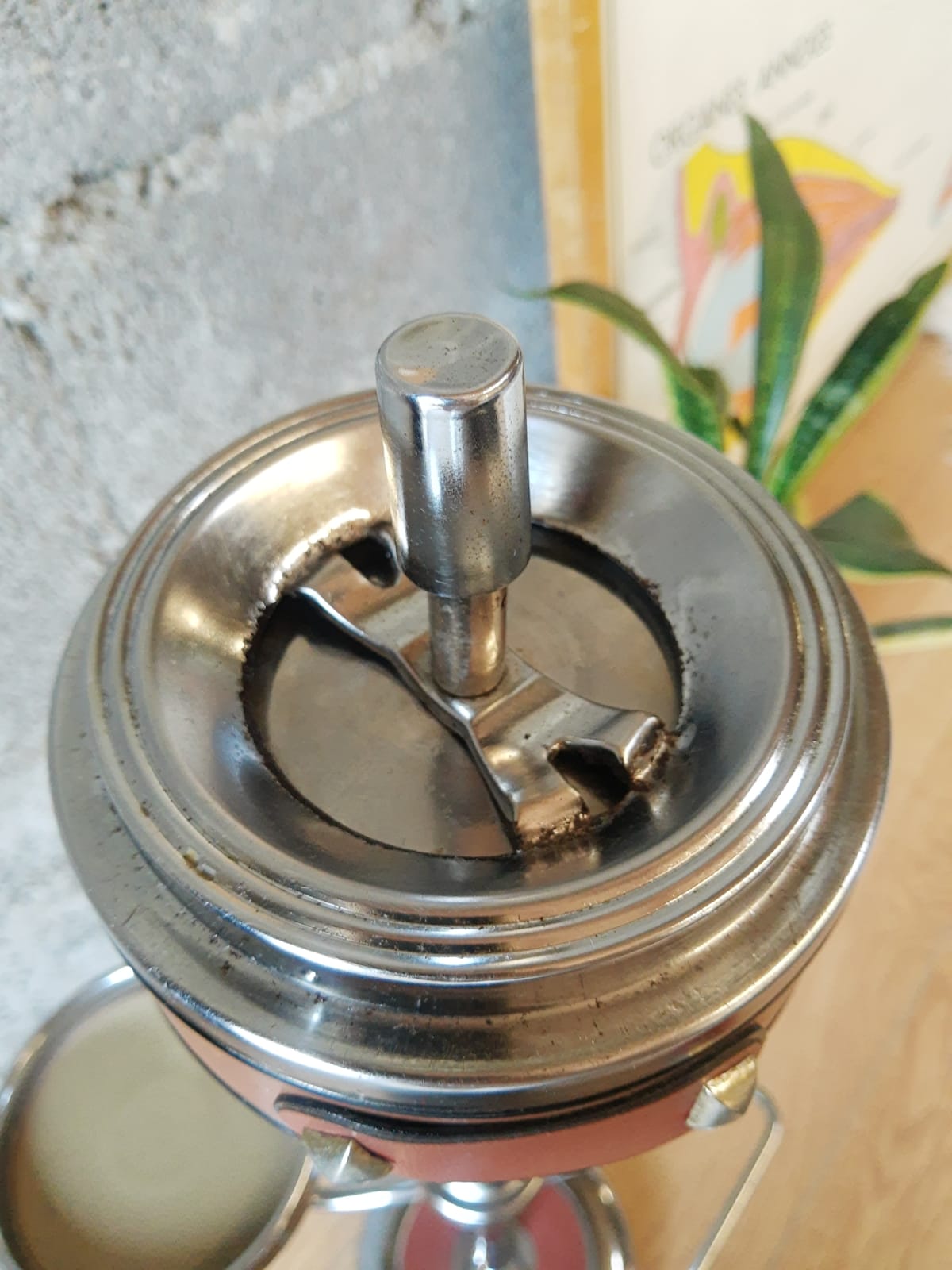 Ashtray on foot 70s -vintage