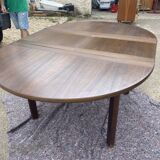 Vintage extendable dining table