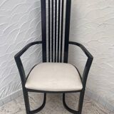 Chaise design en bois noir