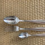 18-piece place setting set