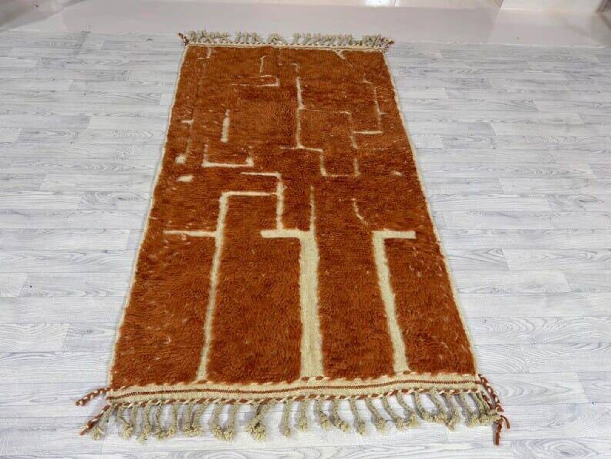 Handmade Berber rug, size 100 x 200 cm