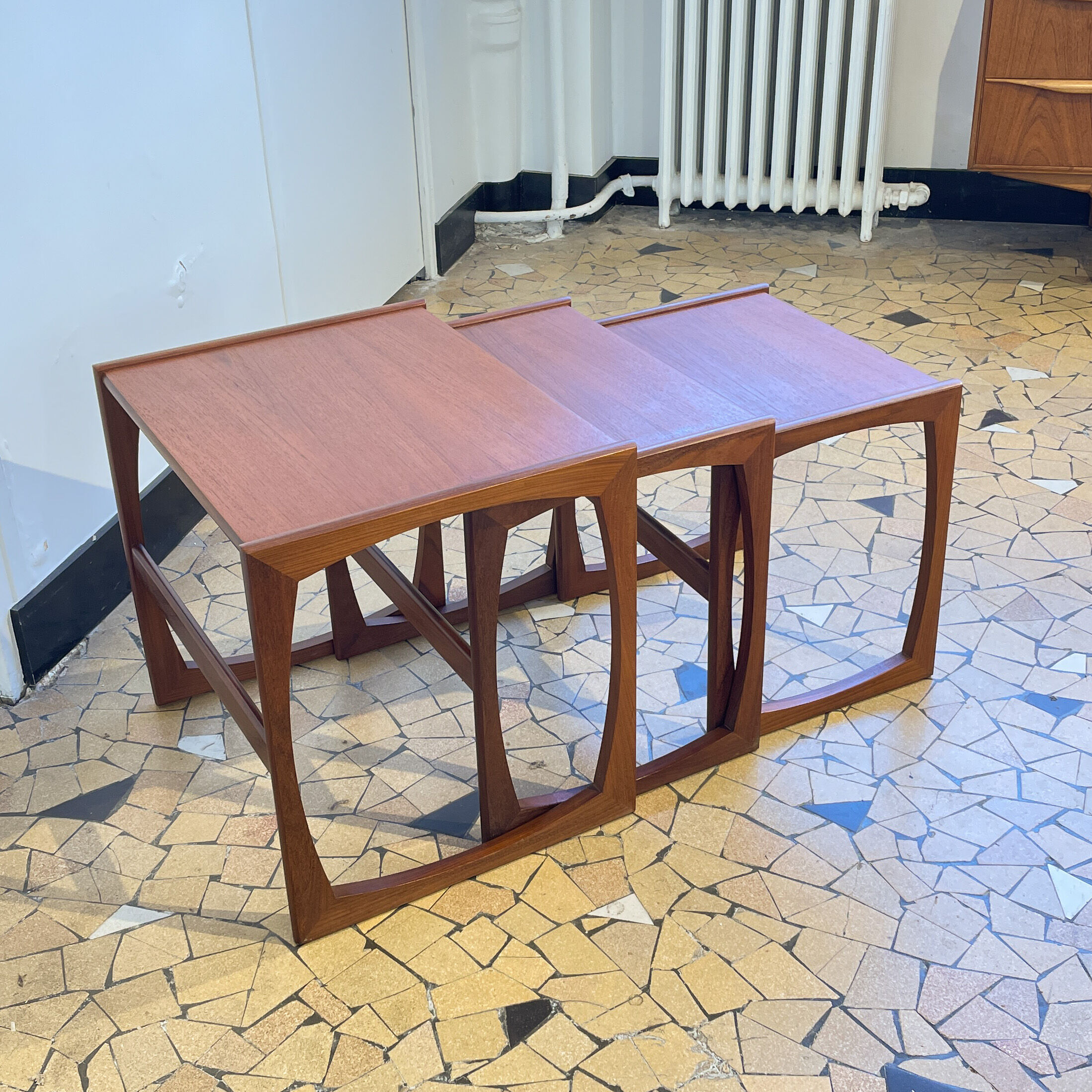Modernist trundle coffee table