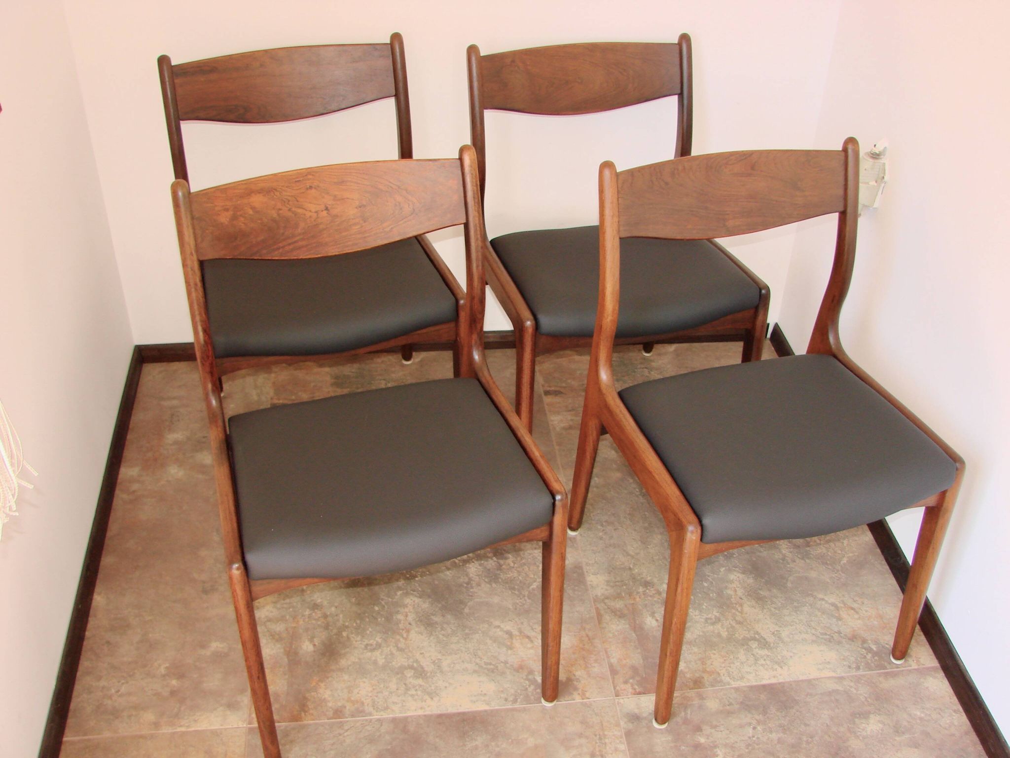 Set of 4 vintage rosewood chairs from the 1960s, Richbilt, Johannes Anderse