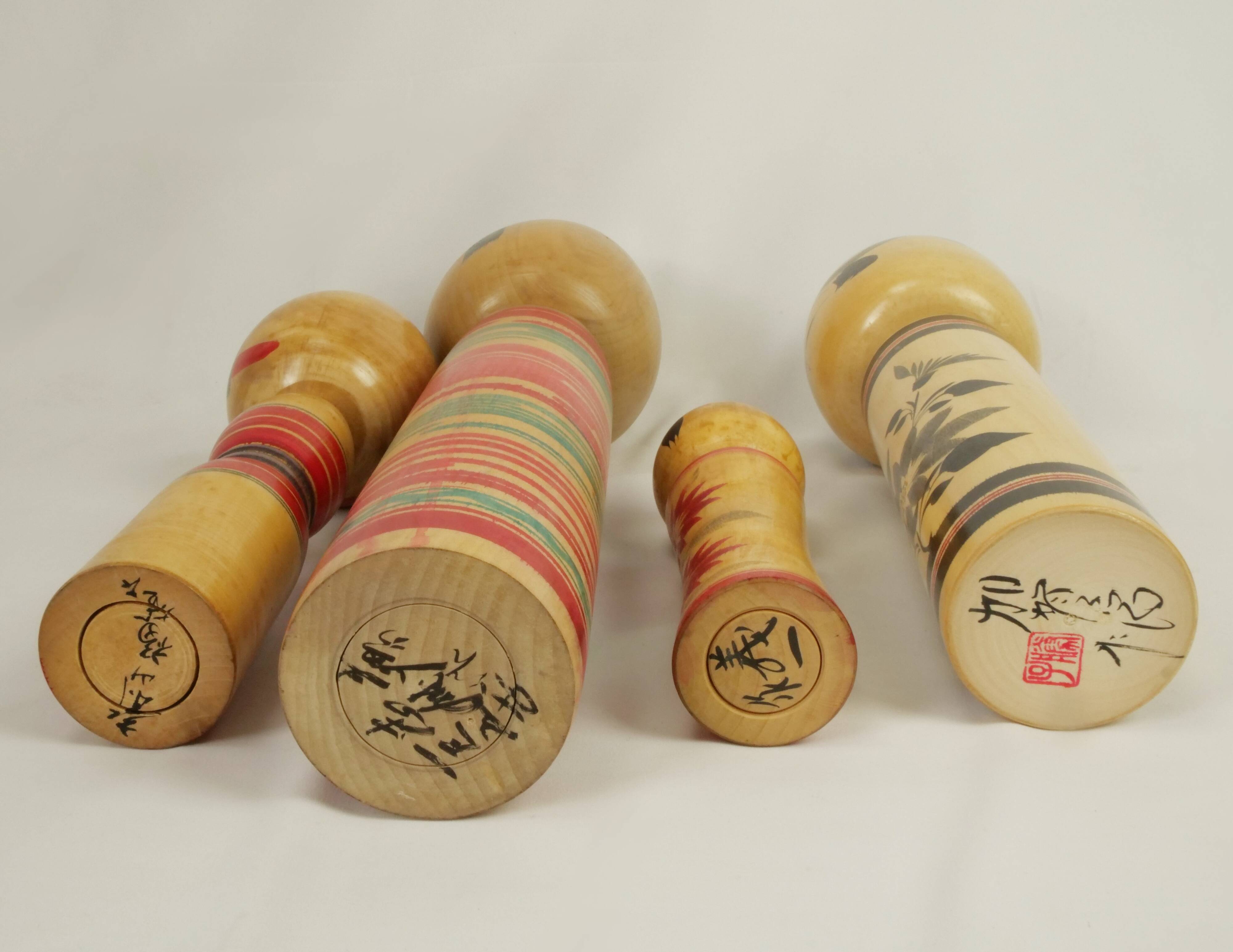 Lot of 4 Japanese KOKESHI dolls