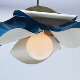 Flower suspension of the 60s