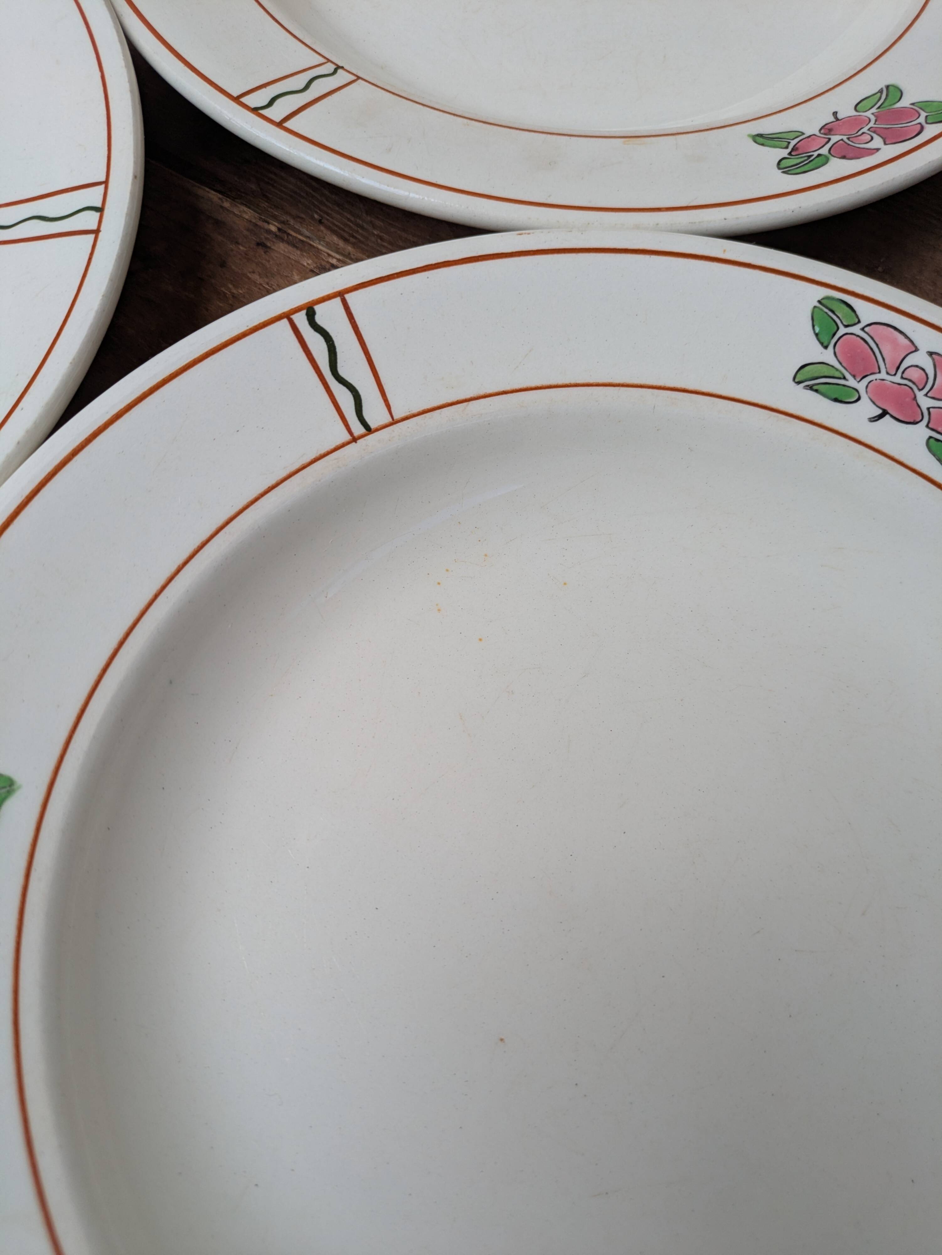 7 old deep plates in Salins earthenware model Nénuphar 24.5cm