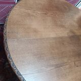 Oval table Renaissance style 8 seats, central foot, late nineteenth