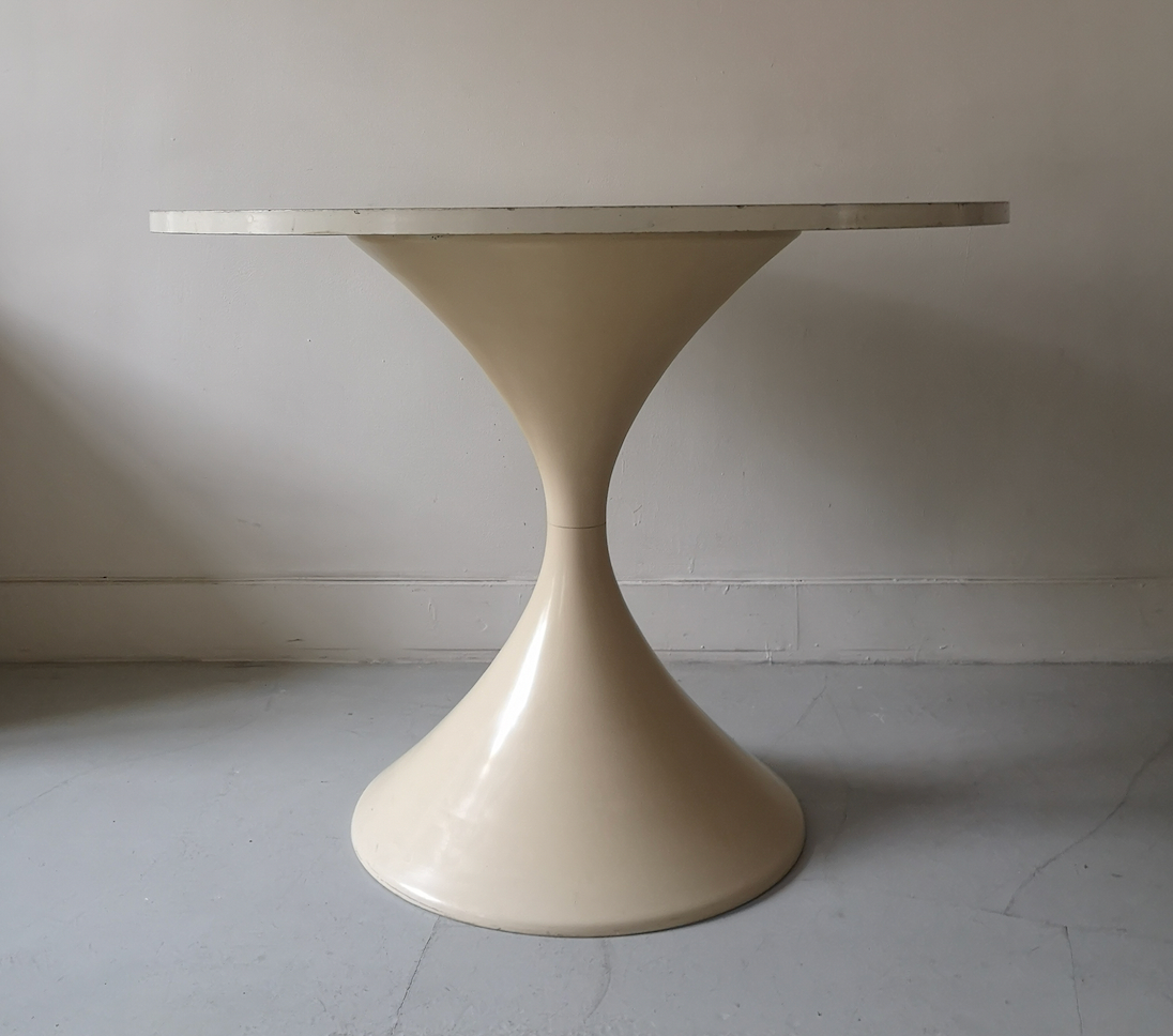 White tulip table space age