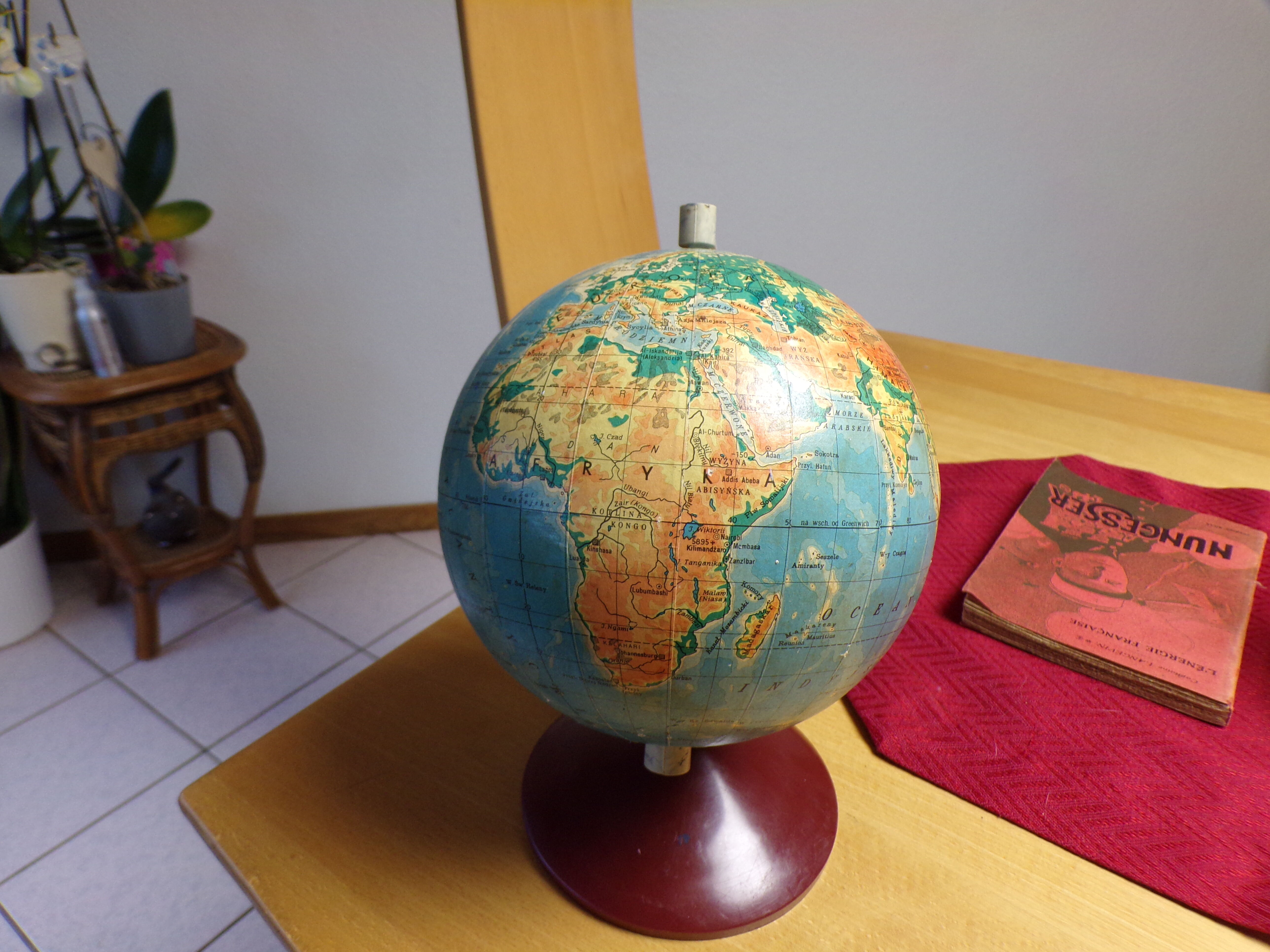 Polish 1960 terrestrial globe
