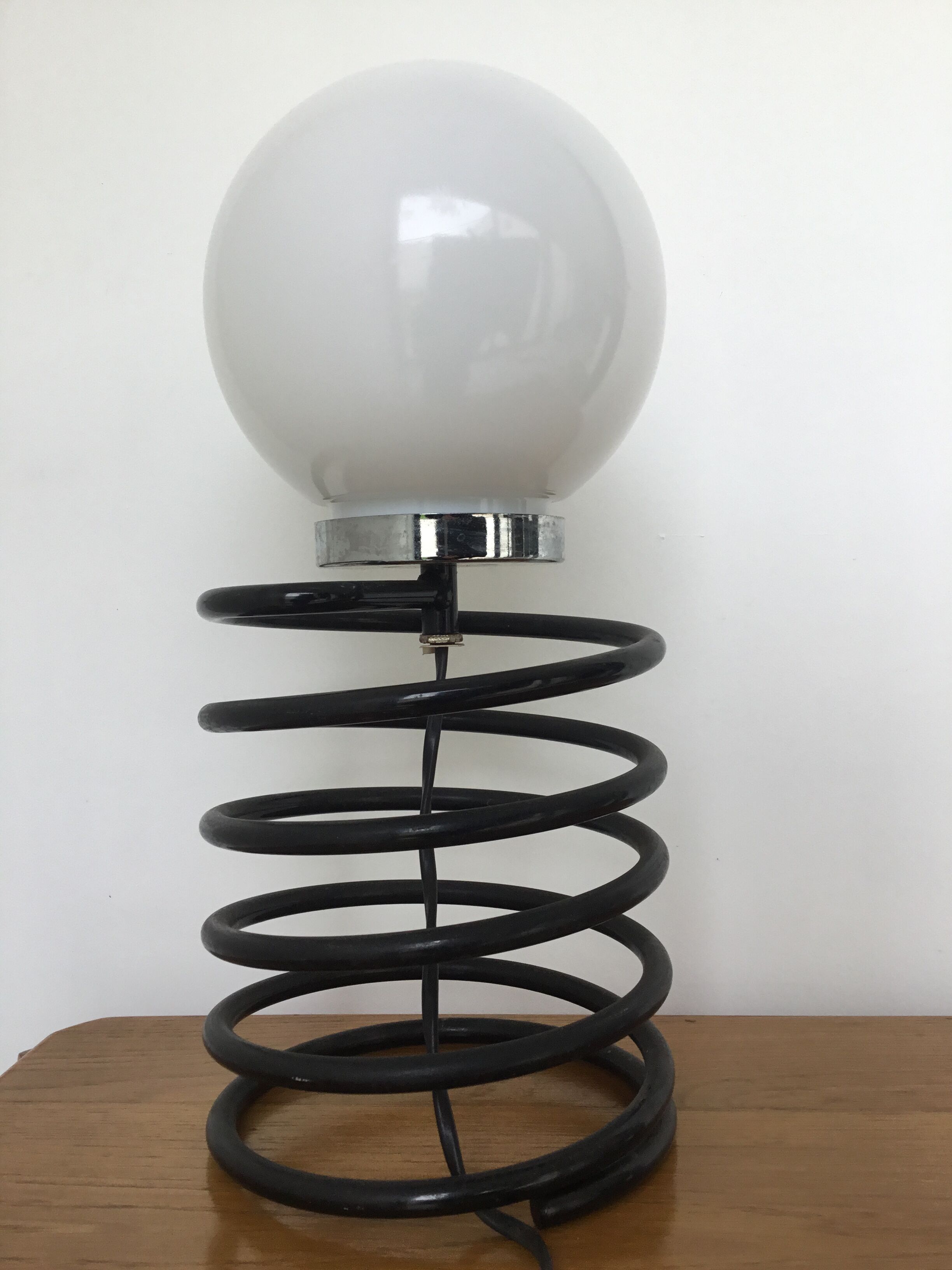 Spiral lamp or spring black and opaline vintage 1960