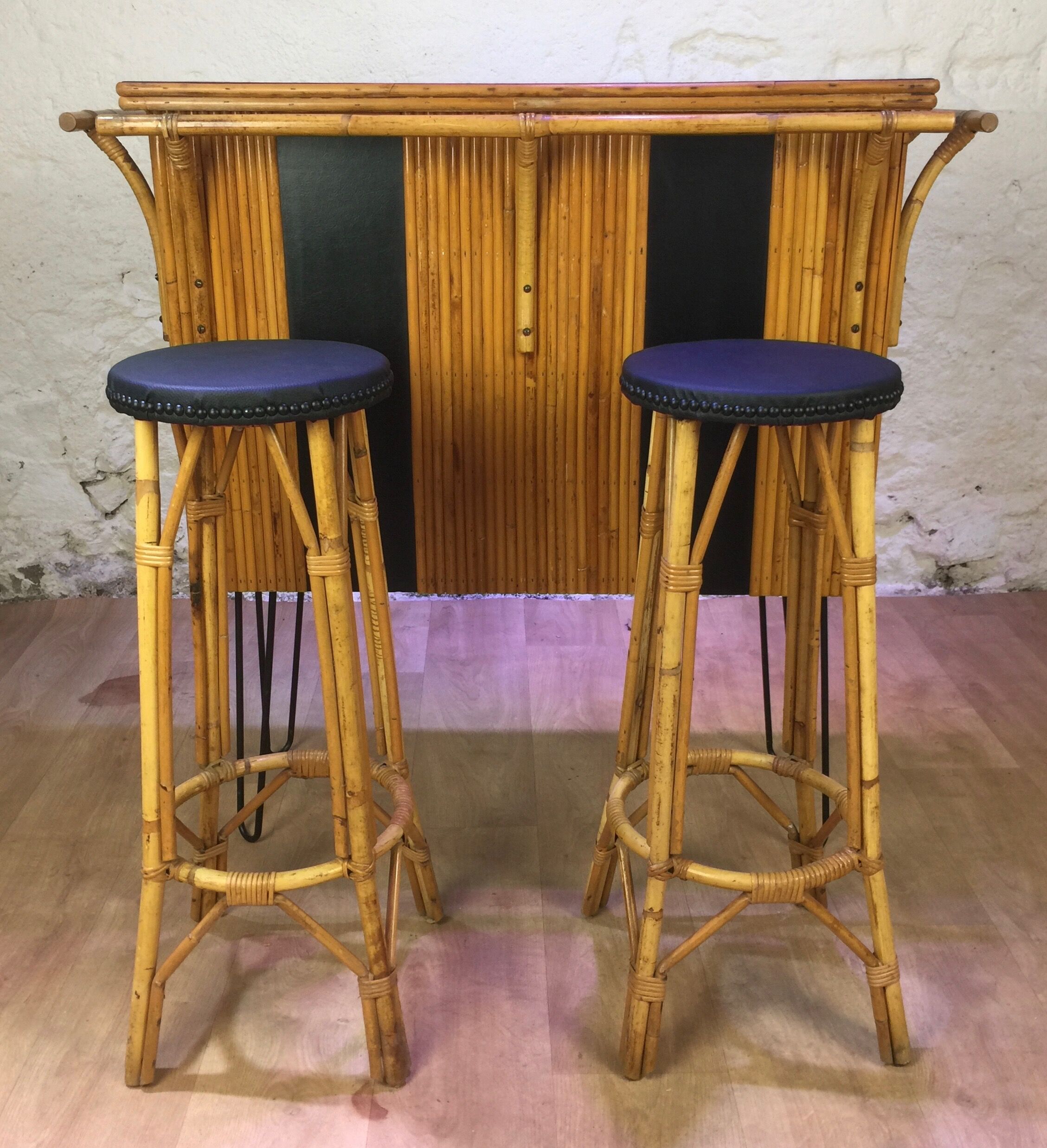 Rattan bar and its 2 stools 60s