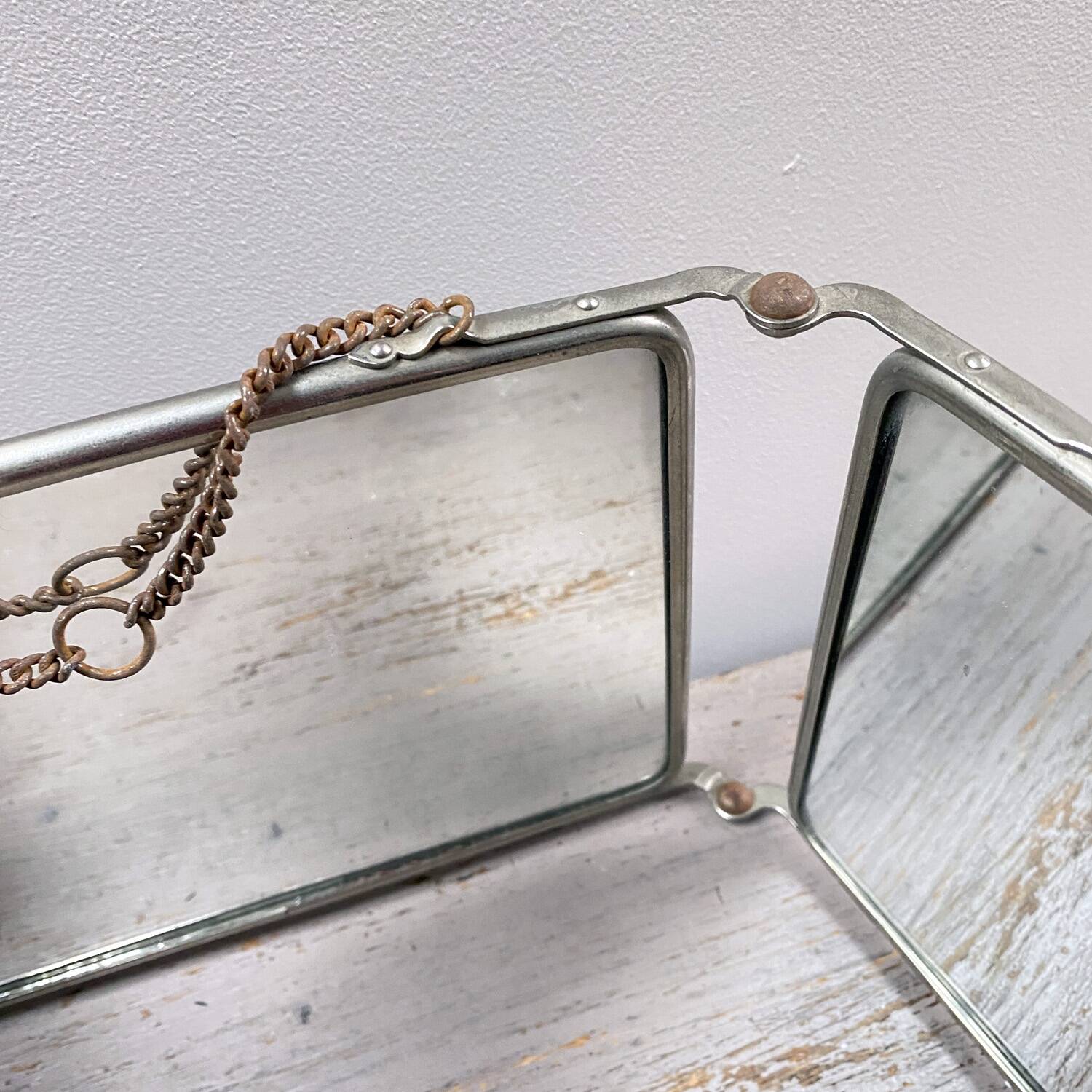 Horizontal triptych mirror