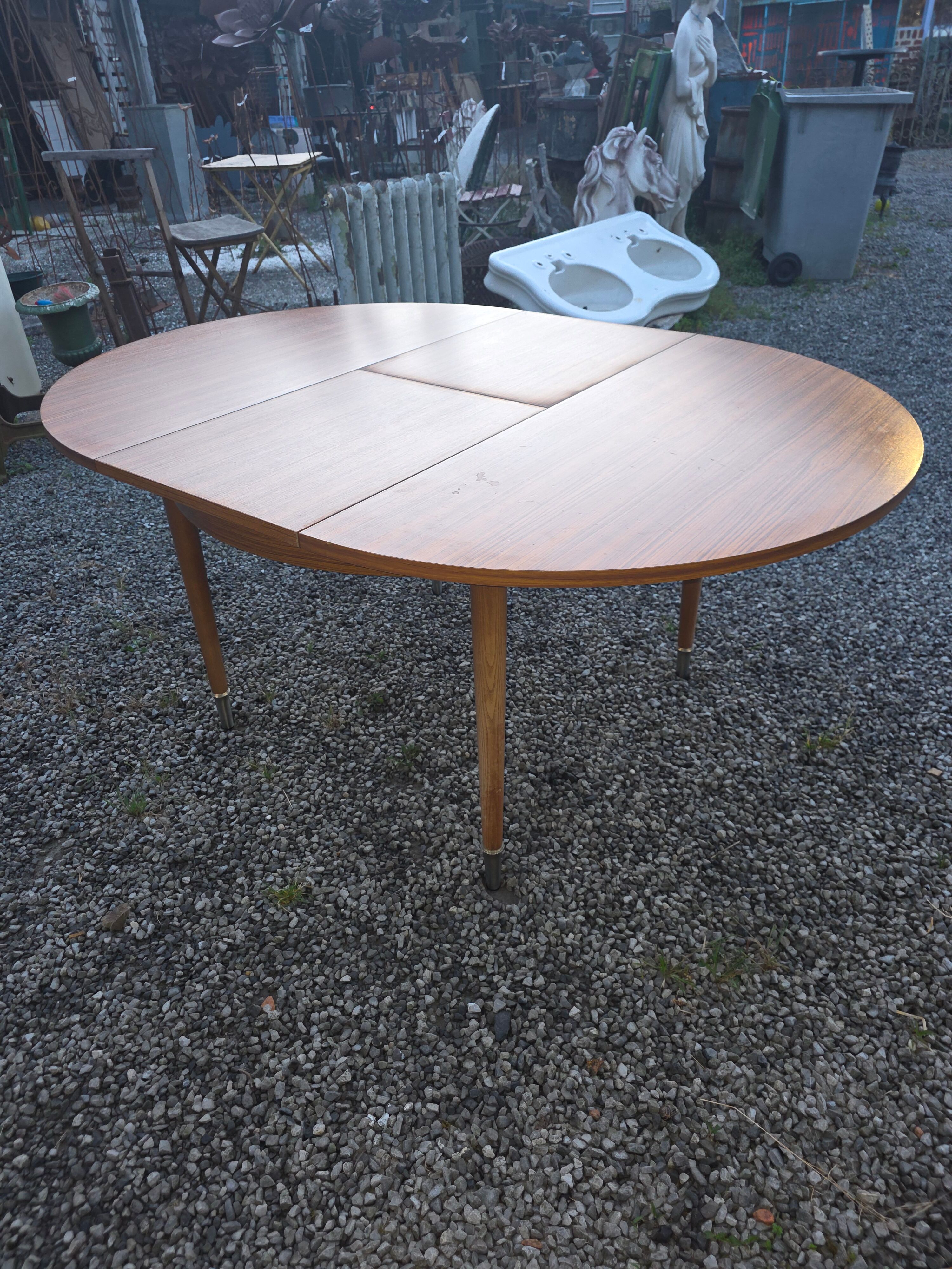 Table scandinave extensible en teck des années 60