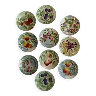 10 assiettes décor fruits - St Clément - Barbotine - diam.21