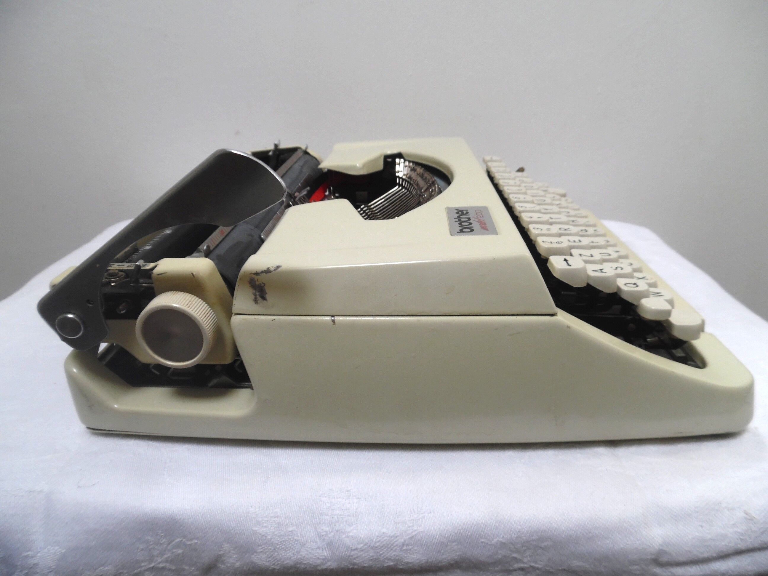 Brother typewriter model 200