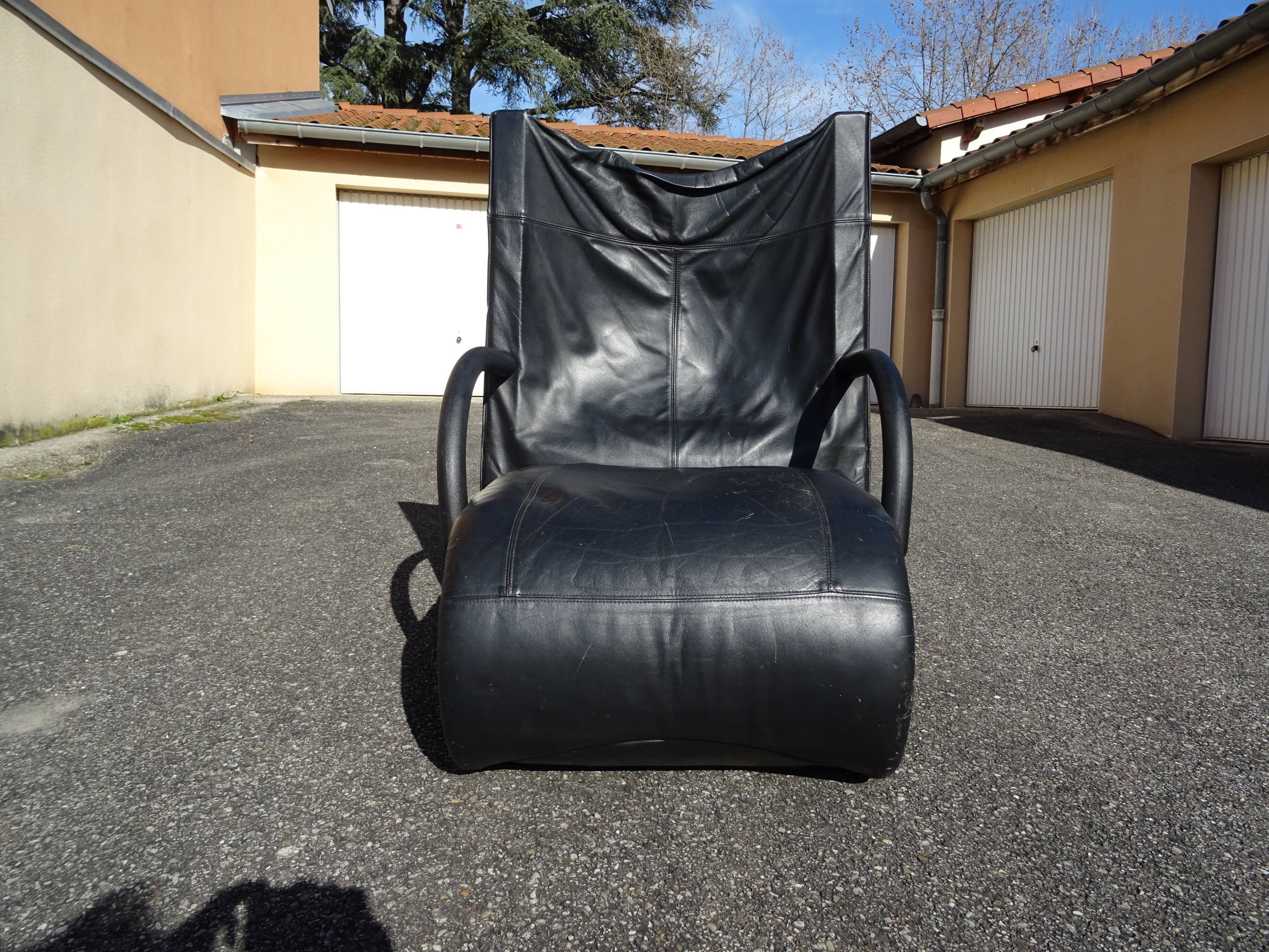 Leather armchair model Zen Claude Brisson Line Roset year 80