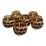 Ensemble de verres ambré avec vannerie
