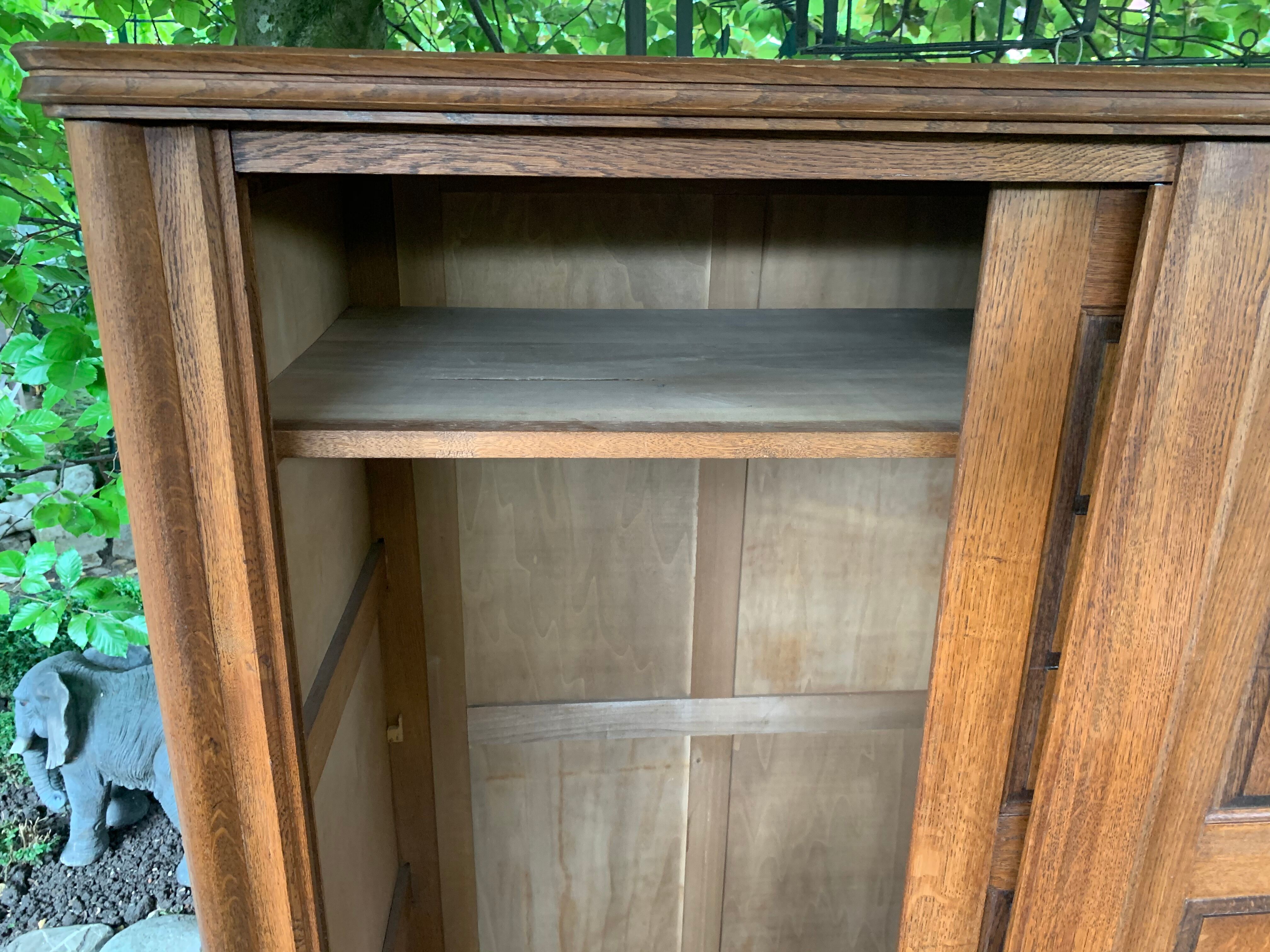 Compas feet cabinet 1950