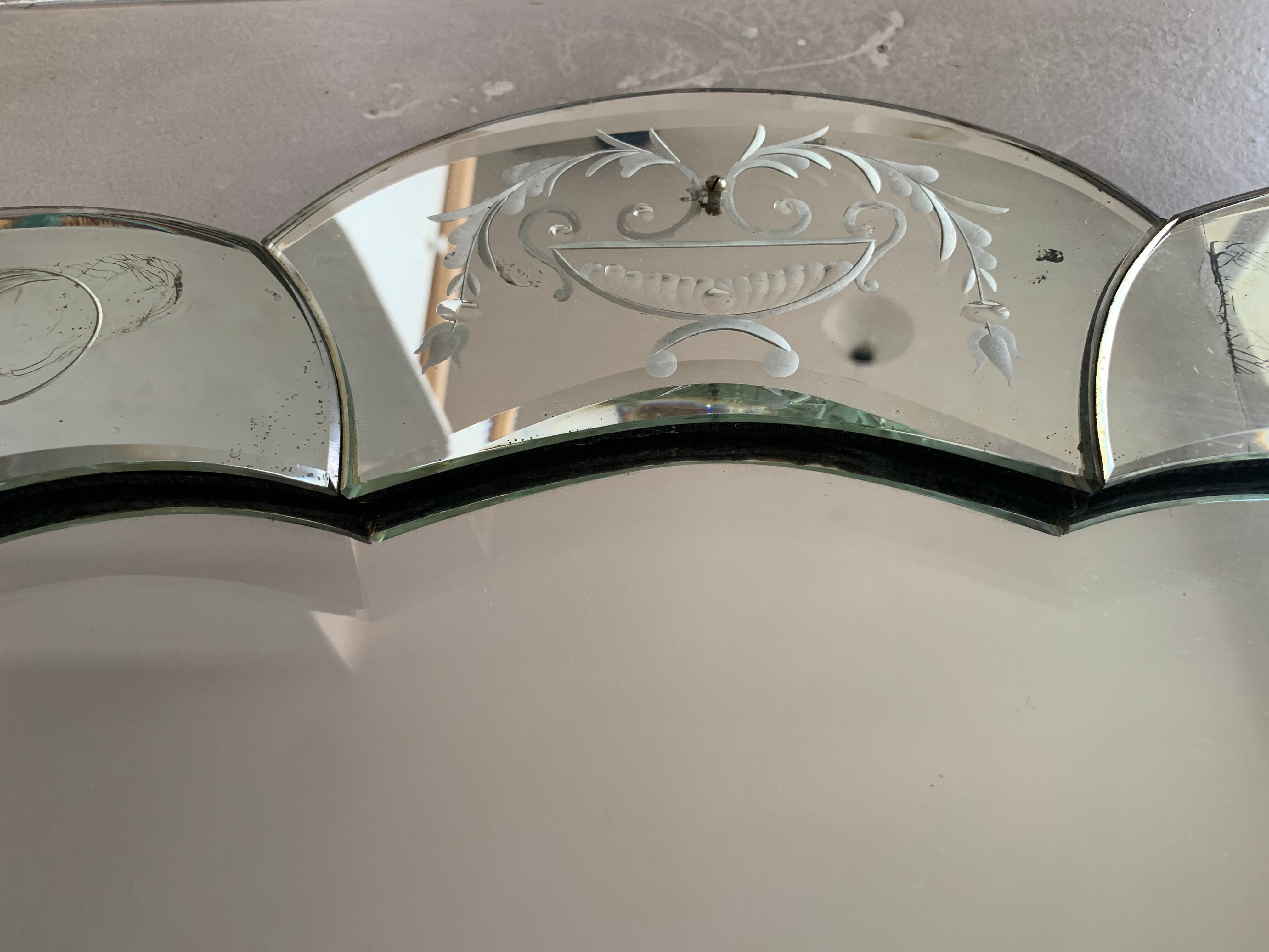 Venetian mirror 65x102cm