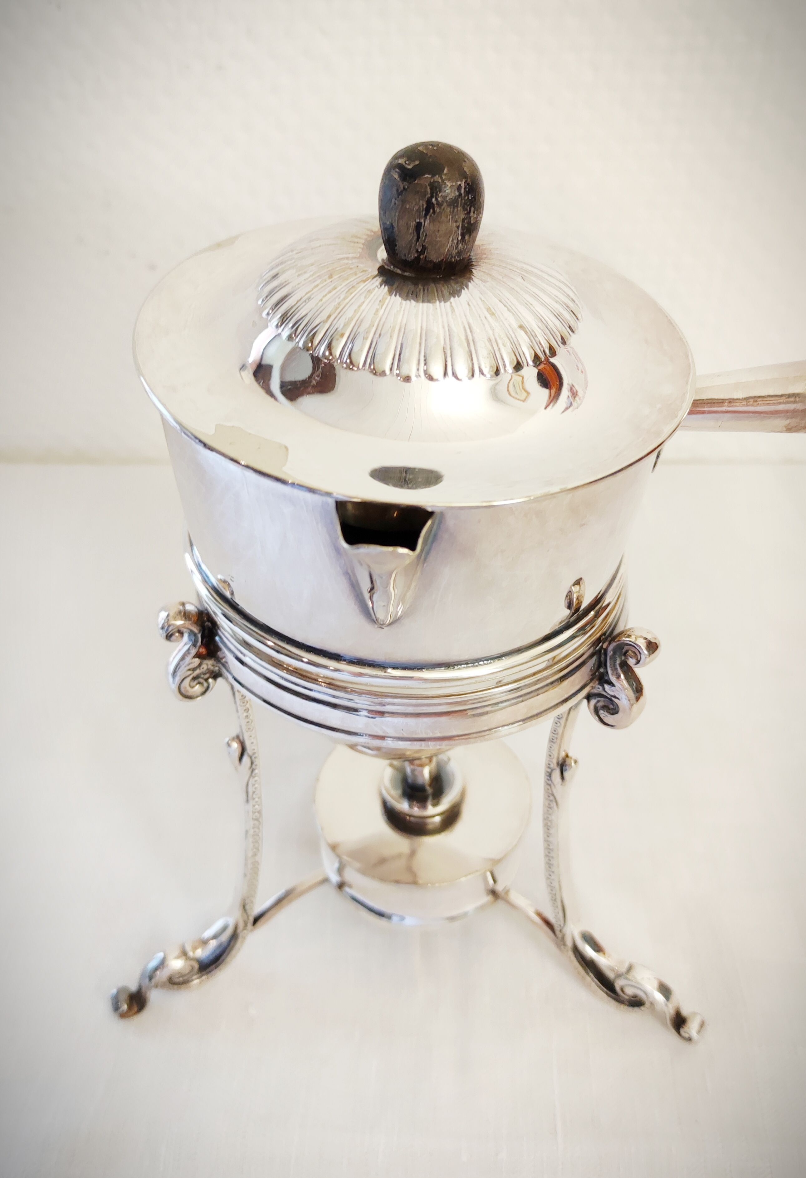 Silver metal alcohol stove