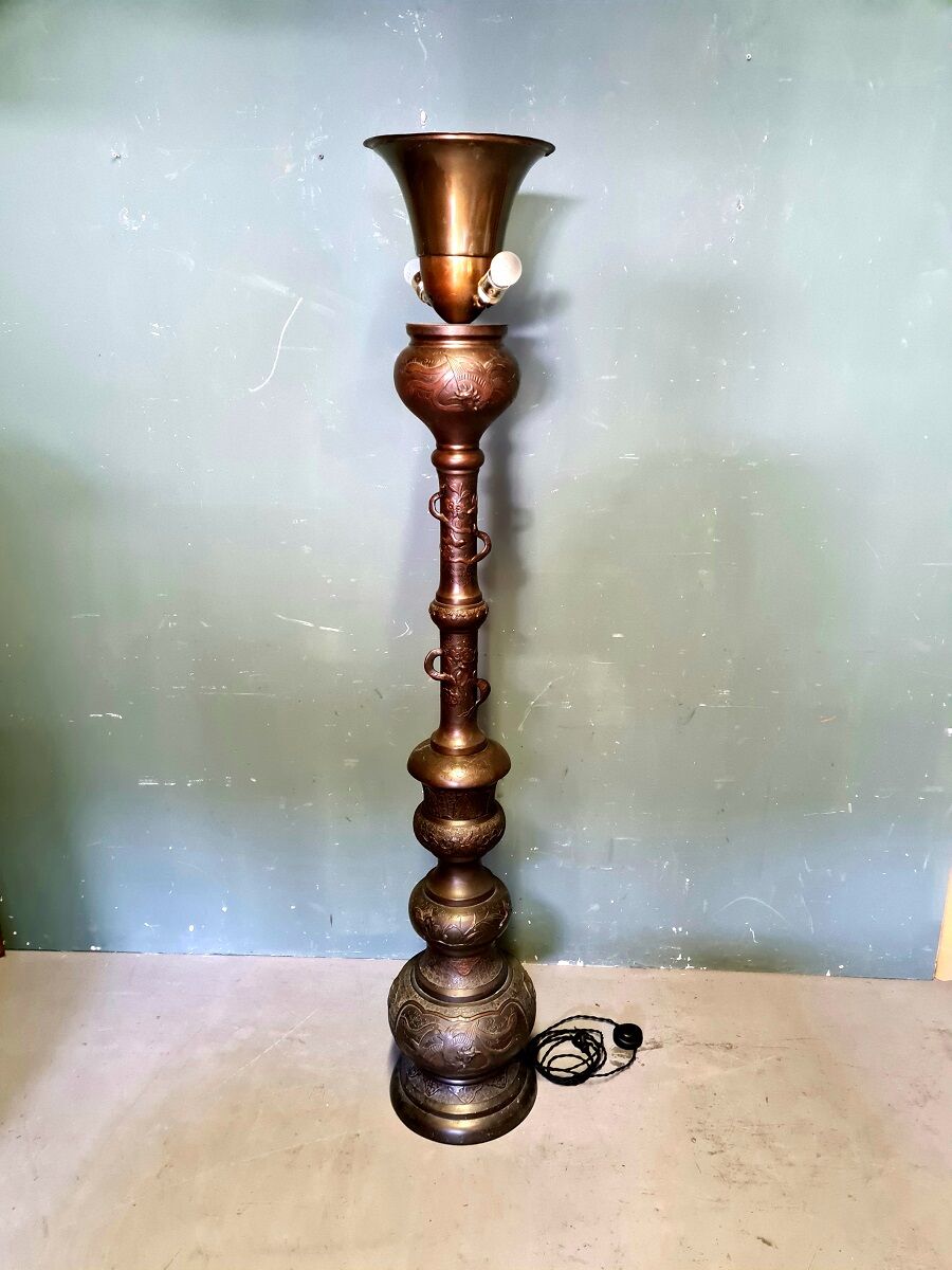 Lampadaire japonais en bronze Meji Période