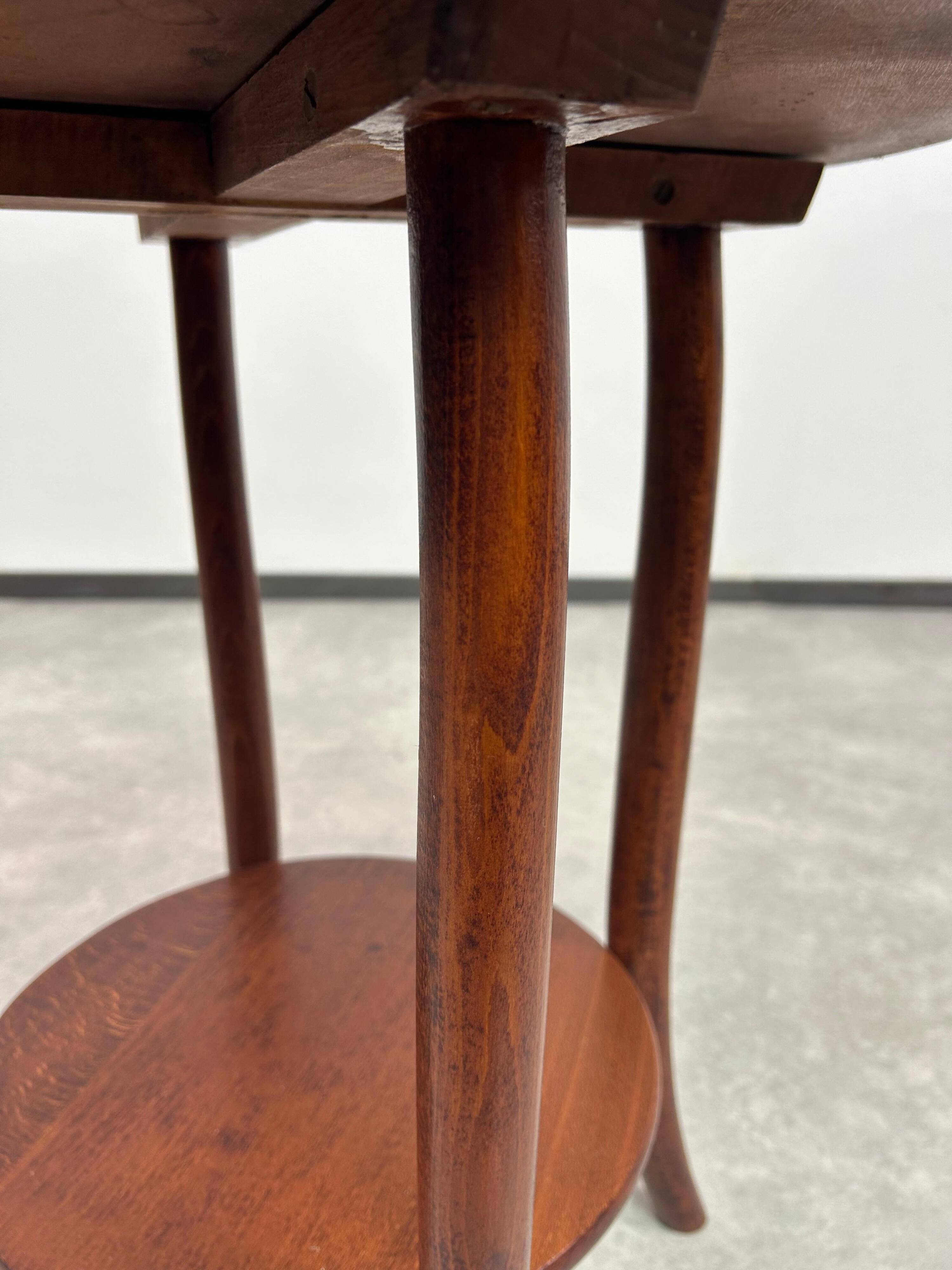 Curved wooden coffee table by Thonet