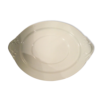 Plat ancien en porcelaine