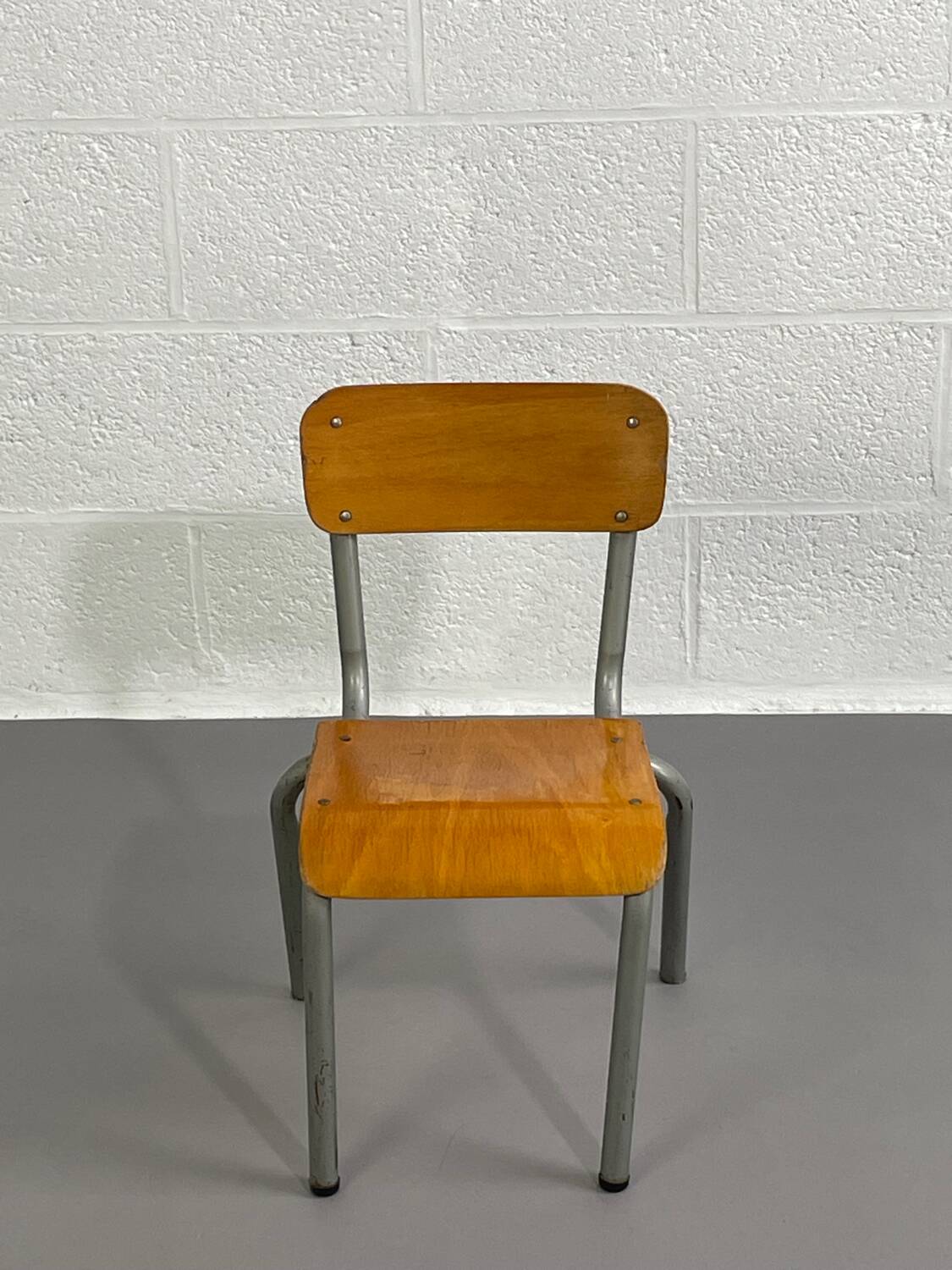 Mullca school chair
