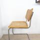 Chaise B32 du designer Marcel Breuer
