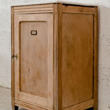 Meuble rustique en bois