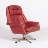 1960’s/70’s Bramin swivel lounge armchair in patinated red brown leather on five star steel leg, loo