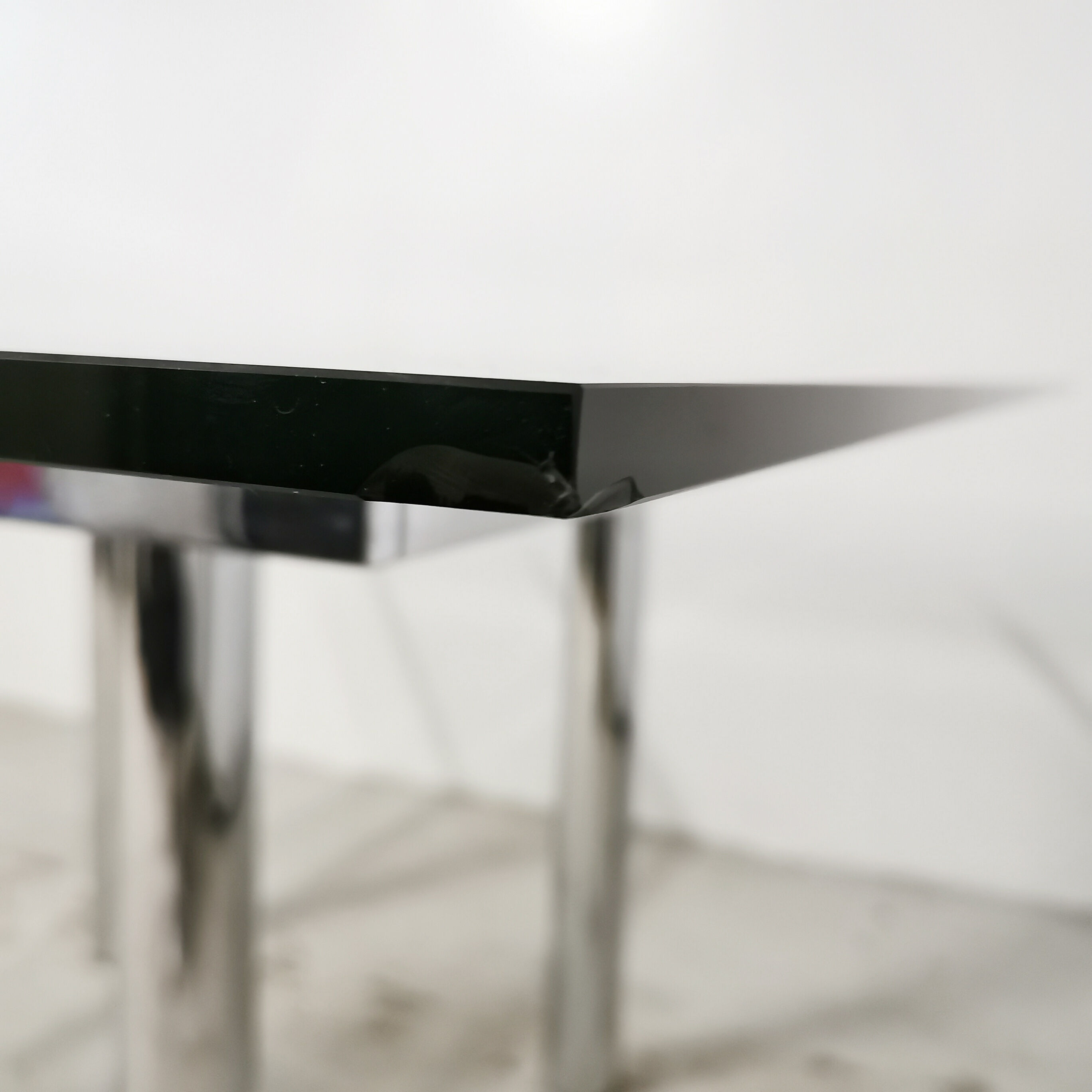 Tobia Scarpa's "André" dining table for Knoll, 2000